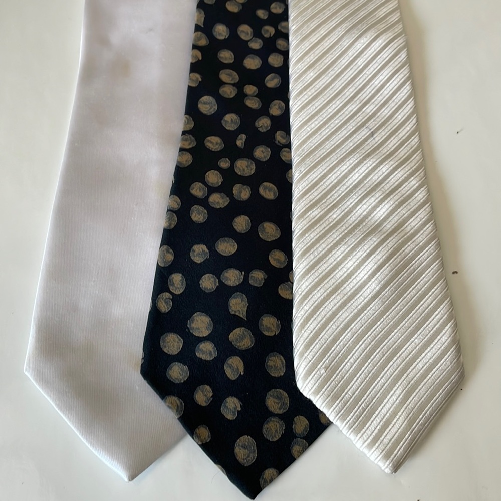 Men’s Assorted Ties.
